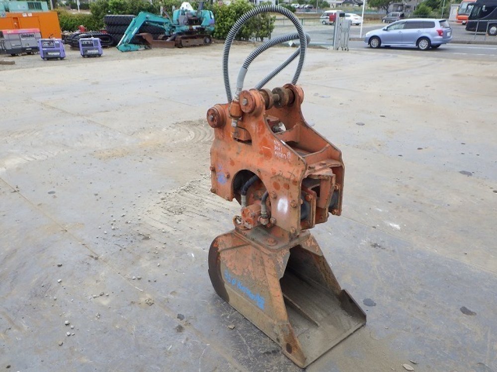 NPK BUCKET COMPACTER BC-01 used attachment
