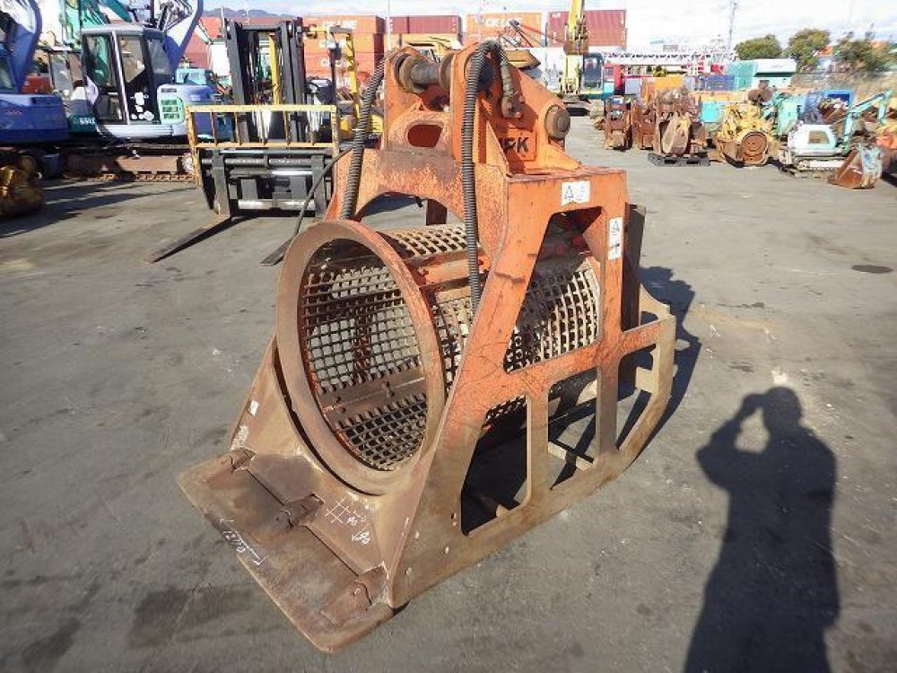 NPK SCREENING BUCKET RS-20A used attachment